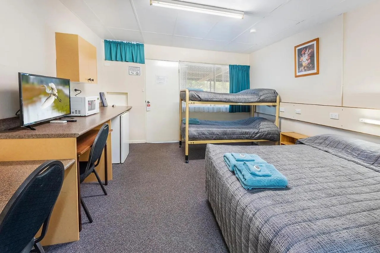 Roma Motel 3*,  Australia
